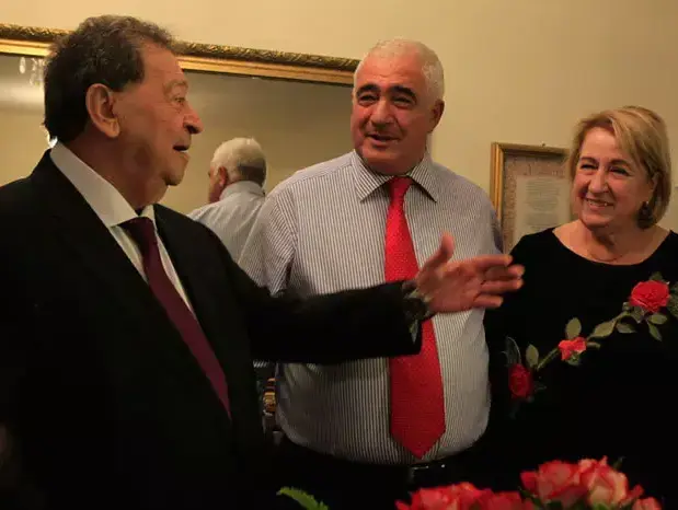ח"כ בנימין בן אליעזר (יח"צ) ח"כ בנימין בן אליעזר (יח"צ)