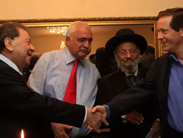 יצחק בוז'י הרצוג, בנימין בן אליעזר (יח"צ) יצחק בוז'י הרצוג, בנימין בן אליעזר (יח"צ)