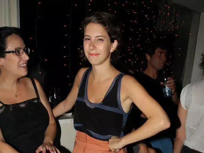דפנה לוסטיג (אביב חופי) דפנה לוסטיג (אביב חופי)