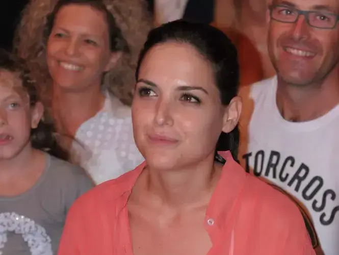 סיון קליין (יח"צ , שרון רביבו) סיון קליין (יח"צ , שרון רביבו)
