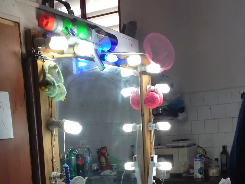 אניגמה מאחורי הקלעים של צילומי הקליפ (ויוה) אניגמה מאחורי הקלעים של צילומי הקליפ (ויוה)