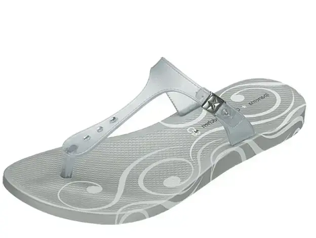 מתוך קולקציית קיץ 2008 של Ipanema Gisele Bundchen (יח"צ) מתוך קולקציית קיץ 2008 של Ipanema Gisele Bundchen (יח"צ)