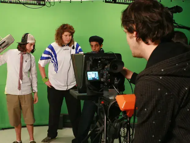 מאחורי הקלעים ביט 69 (מערכת וואלה! NEWS) מאחורי הקלעים ביט 69 (מערכת וואלה! NEWS)