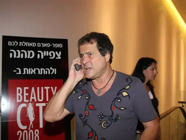 דודו טופז (אביב חופי) דודו טופז (אביב חופי)