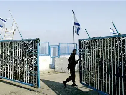 הצד הישראלי של מעבר הגבול בראש הנקרה (AP , Ariel Schalit) הצד הישראלי של מעבר הגבול בראש הנקרה (AP , Ariel Schalit)