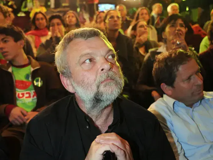 אילן גילאון במטה התנועה החדשה מרצ (ברני ארדוב) אילן גילאון במטה התנועה החדשה מרצ (ברני ארדוב)