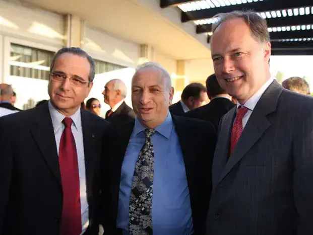 שגריר זר (אפשר לחתוך), דוד ארצי יו"ר המכון הישראלי ליצוא (ניר לנדאו, מערכת וואלה!) שגריר זר (אפשר לחתוך), דוד ארצי יו"ר המכון הישראלי ליצוא (ניר לנדאו, מערכת וואלה!)
