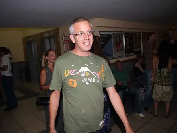 אורי גוטליב (אביב חופי) אורי גוטליב (אביב חופי)