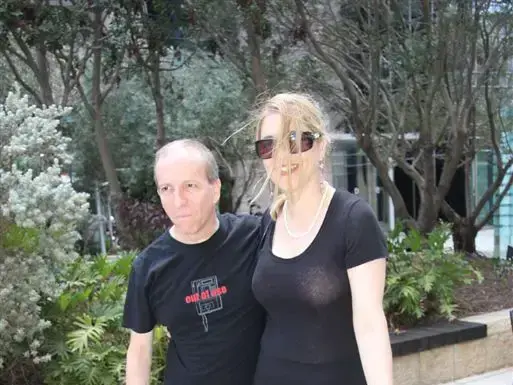ענת עצמון, דני סנדרסון (אביב חופי) ענת עצמון, דני סנדרסון (אביב חופי)