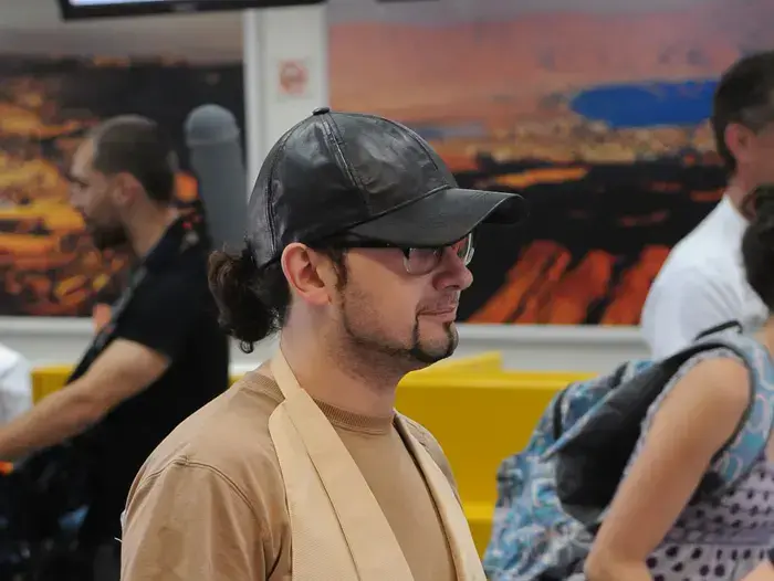 פפראצי ולדי בלייברג ממריא לאילת (ברני ארדוב) פפראצי ולדי בלייברג ממריא לאילת (ברני ארדוב)