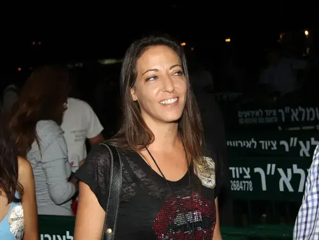 ליהיא לפיד (אביב חופי) ליהיא לפיד (אביב חופי)