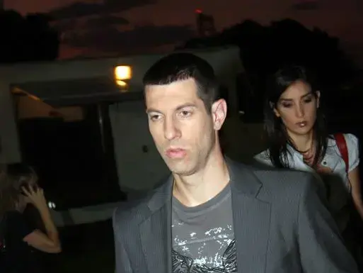 חיים אתגר (אביב חופי) חיים אתגר (אביב חופי)