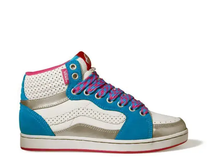 VANS קולקציית סתיו-חורף 2009-2010 (יח"צ) VANS קולקציית סתיו-חורף 2009-2010 (יח"צ)