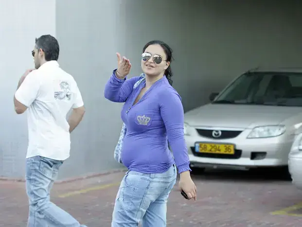 פפראצי מעיין בוזגלו חודדה ומוטי חודדה (שוקה כהן) פפראצי מעיין בוזגלו חודדה ומוטי חודדה (שוקה כהן)