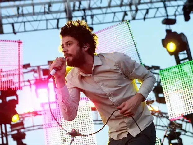 מייקל אנגלקוס מההרכב Passion Pit (GettyImages , Karl Walter) מייקל אנגלקוס מההרכב Passion Pit (GettyImages , Karl Walter)
