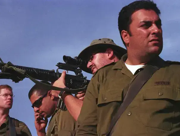 מילואים בעין המצלמה (דובר צה"ל , רז רוגובסקי) מילואים בעין המצלמה (דובר צה"ל , רז רוגובסקי)