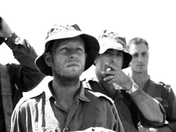 מילואים בעין המצלמה (דובר צה"ל , רז רוגובסקי) מילואים בעין המצלמה (דובר צה"ל , רז רוגובסקי)