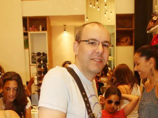 שי גולדשטיין (אביב חופי) שי גולדשטיין (אביב חופי)