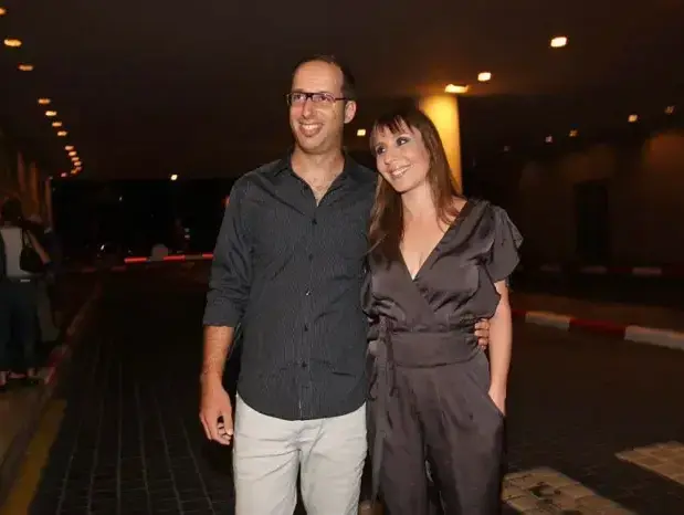 ליטל שוורץ, ארז שלם (אביב חופי) ליטל שוורץ, ארז שלם (אביב חופי)