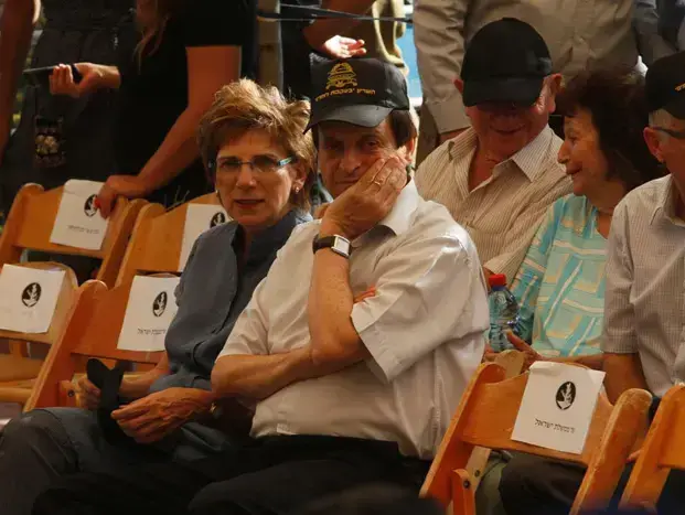 דן מרידור בלוויית ישראל טל, ספטמבר 2010 (אורי לנץ) דן מרידור בלוויית ישראל טל, ספטמבר 2010 (אורי לנץ)