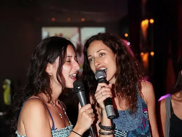 שירלי בוגנים חוגגת יום הולדת והצעת נישואים (שוקה כהן) שירלי בוגנים חוגגת יום הולדת והצעת נישואים (שוקה כהן)