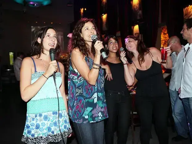 שירלי בוגנים חוגגת יום הולדת והצעת נישואים (שוקה כהן) שירלי בוגנים חוגגת יום הולדת והצעת נישואים (שוקה כהן)