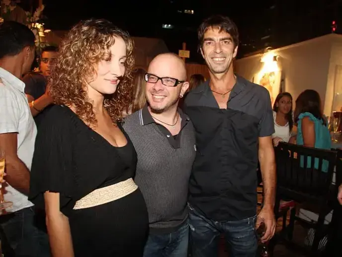 אבי פדידה, קובי אוז ואשתו (אביב חופי) אבי פדידה, קובי אוז ואשתו (אביב חופי)