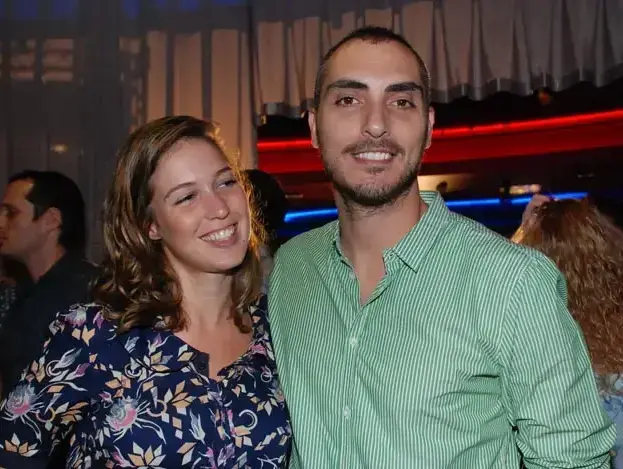 מרטין אומנסקי עם בת זוגו (יח"צ) מרטין אומנסקי עם בת זוגו (יח"צ)