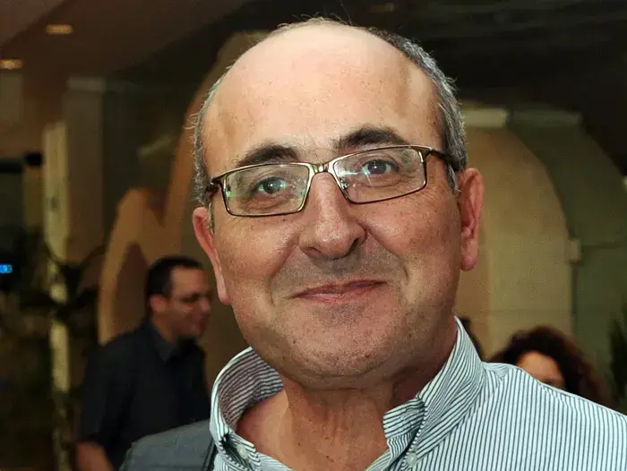 דניאל בן סימון (ברני ארדוב) דניאל בן סימון (ברני ארדוב)