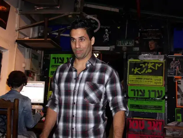 שחר חסון (אביב חופי) שחר חסון (אביב חופי)