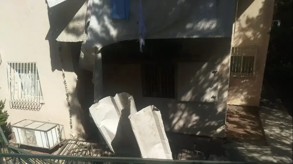 הבניין בו ילד כבן 4 שנפל מרפסת ביתו במודיעין עלית ונפגע באורח קשה. אוגוסט 2018 (יח"צ , דוברות המשטרה)