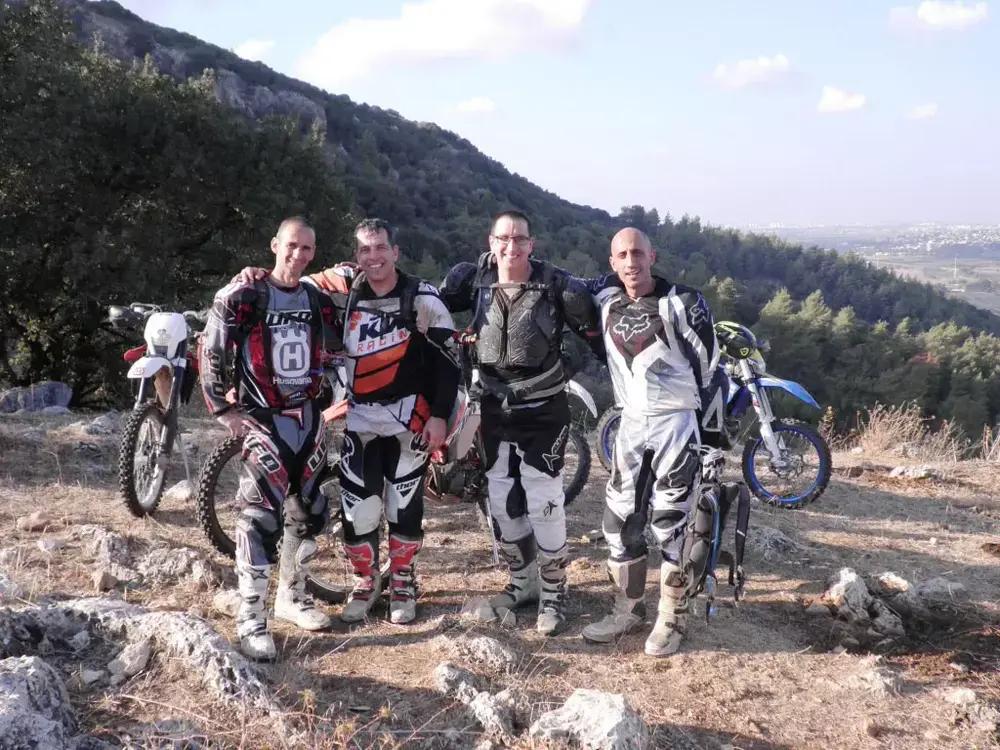 מבחן ארוך טווח אופנוע אנדורו הוסקווארנה TE 300 שתי פעימות (מערכת וואלה! NEWS , ראובן סביו) מבחן ארוך טווח אופנוע אנדורו הוסקווארנה TE 300 שתי פעימות (מערכת וואלה! NEWS , ראובן סביו)