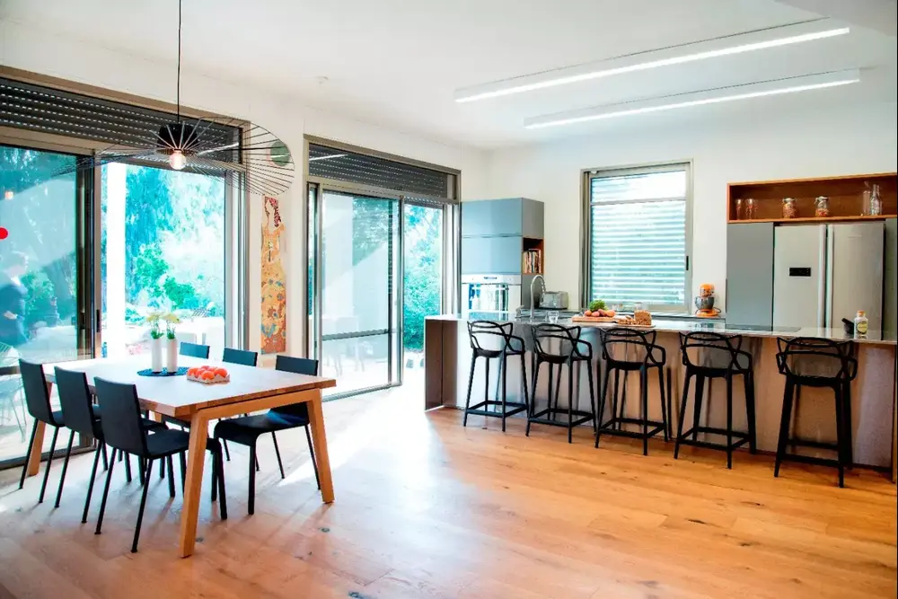שיפוץ בית במכמורת על ידי אדריכלית שולי ביימל (מערכת וואלה! NEWS , סיגל סבן) שיפוץ בית במכמורת על ידי אדריכלית שולי ביימל (מערכת וואלה! NEWS , סיגל סבן)