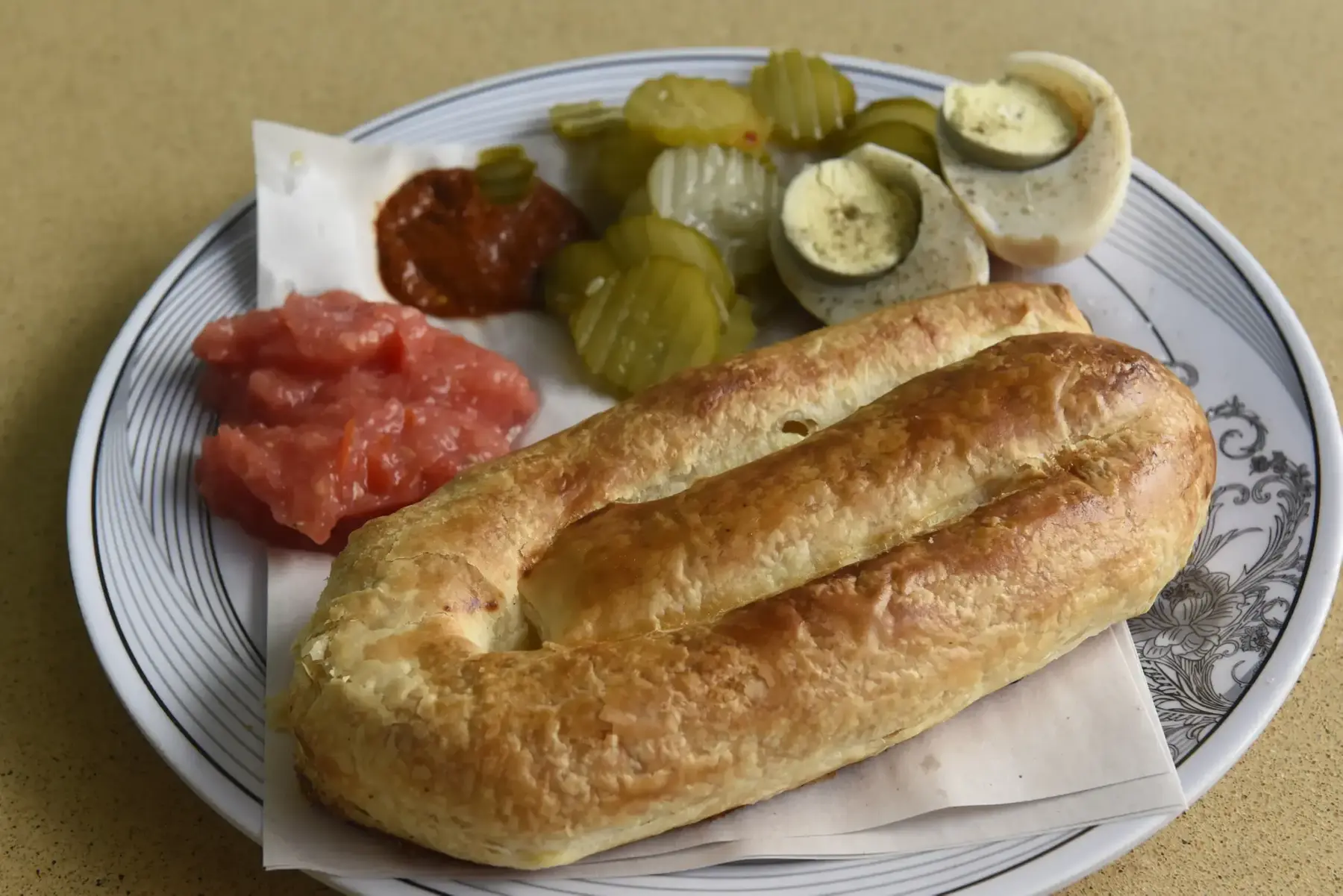 בורקס פנסו בשוק לוינסקי (ראובן קסטרו)