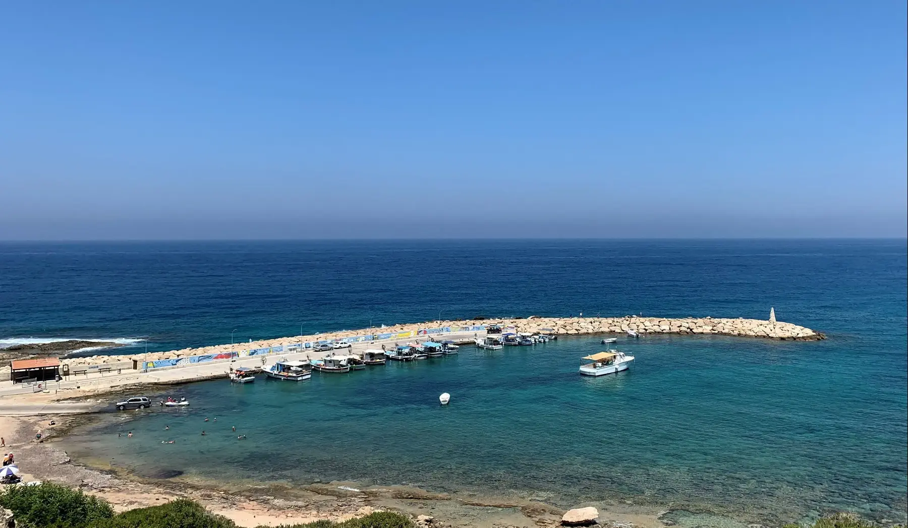 מלונות "אלמירה" ו"אנסה" בפאפוס, קפריסין (מערכת וואלה! NEWS , אמיר צומר) מלונות "אלמירה" ו"אנסה" בפאפוס, קפריסין (מערכת וואלה! NEWS , אמיר צומר)