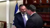 בעקבות דרעי: חברי הכנסת של ש"ס איימו להתפטר (צילום מסך) בעקבות דרעי: חברי הכנסת של ש"ס איימו להתפטר (צילום מסך)