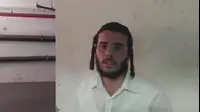 צעיר החשוד במעשים מגונים בנערים בבני ברק הודה במעשים מול המצלמה (רויטרס) צעיר החשוד במעשים מגונים בנערים בבני ברק הודה במעשים מול המצלמה (רויטרס)