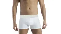 תחתונים צמודות לגברים (ShutterStock) תחתונים צמודות לגברים (ShutterStock)