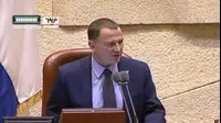 חוק המרכולים אושר
אחרי 13 שעות דיון בוועדה: החוק עבר בקריאה שנייה
ושלישית ברוב של 58 תומכים מול 57 מתנגדים (ערוץ הכנסת)