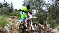 מבחן כפול לאופנוע בטה וגאס גאס (ניר בן טובים , ראובן סביו) מבחן כפול לאופנוע בטה וגאס גאס (ניר בן טובים , ראובן סביו)