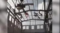 חשיפת מחסן הנשק שנהרס בתקיפת ישראל בלטקיה (מערכת וואלה! NEWS , עריכת וידאו: אביעד בללי) חשיפת מחסן הנשק שנהרס בתקיפת ישראל בלטקיה (מערכת וואלה! NEWS , עריכת וידאו: אביעד בללי)