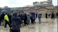 עשרות פעילים התקבלו במתחם במסגרת ביקור מחאה על רקע המתיחות (מערכת וואלה! NEWS) עשרות פעילים התקבלו במתחם במסגרת ביקור מחאה על רקע המתיחות (מערכת וואלה! NEWS)