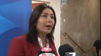 בפתח ישיבת הממשלה תקפה רגב את סער ואמרה כי הוא
"עשה טעות בהתנהלות שלו בעניין חוק חסינות שלא קיים" (אתר רשמי) בפתח ישיבת הממשלה תקפה רגב את סער ואמרה כי הוא
"עשה טעות בהתנהלות שלו בעניין חוק חסינות שלא קיים" (אתר רשמי)