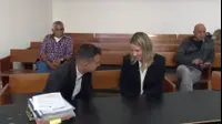 ביהמ"ש גזר 3 חודשי מאסר על תנאי, קנס ועבודות לטובת הציבור על מנהלי
פרויקט הבנייה שבו נפל ונהרג הנער אור פליסיאן בן ה-15 לפני 6 שנים
הנאשמים בפרשת מותו של הנער אור פליסיאן:
הקבלנים עזרי שביט ושמחה בנציון (אתר רשמי) ביהמ"ש גזר 3 חודשי מאסר על תנאי, קנס ועבודות לטובת הציבור על מנהלי
פרויקט הבנייה שבו נפל ונהרג הנער אור פליסיאן בן ה-15 לפני 6 שנים
הנאשמים בפרשת מותו של הנער אור פליסיאן:
הקבלנים עזרי שביט ושמחה בנציון (אתר רשמי)