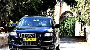 מבחן אודי Q7 שמונה הילוכים 3.0 ל' (ניר בן טובים) מבחן אודי Q7 שמונה הילוכים 3.0 ל' (ניר בן טובים)
