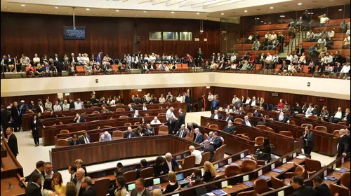 מליאת הכנסת בערב השבעת הממשלה ה-34, מאי 2015 (נועם מושקוביץ)