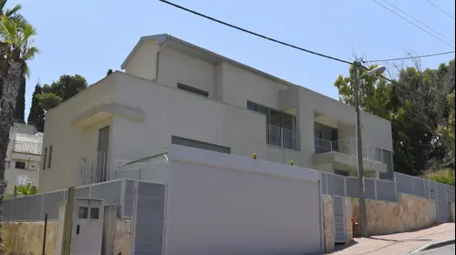 מעלה כרמל 18 ביישוב זיכרון יעקב (ראובן קסטרו)