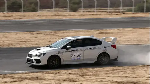 אילוף הסוררת, גרסת המכונית (ניר בן טובים , פז בר)