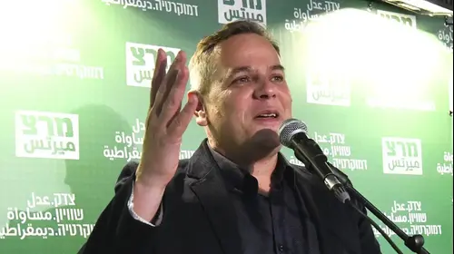 ניצן הורוביץ חוגג את היבחרו לראשות מפלגת מרצ במסגרת הפריימריז של המפלגה, גני התערוכה, תל אביב 27 ביוני 2019 (ראובן קסטרו) ניצן הורוביץ חוגג את היבחרו לראשות מפלגת מרצ במסגרת הפריימריז של המפלגה, גני התערוכה, תל אביב 27 ביוני 2019 (ראובן קסטרו)