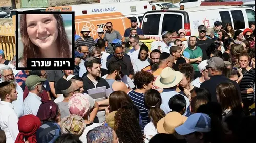 מפוצלת הלוויה רינת שנרב, 23 באוגוסט 2019 (ראובן קסטרו) מפוצלת הלוויה רינת שנרב, 23 באוגוסט 2019 (ראובן קסטרו)